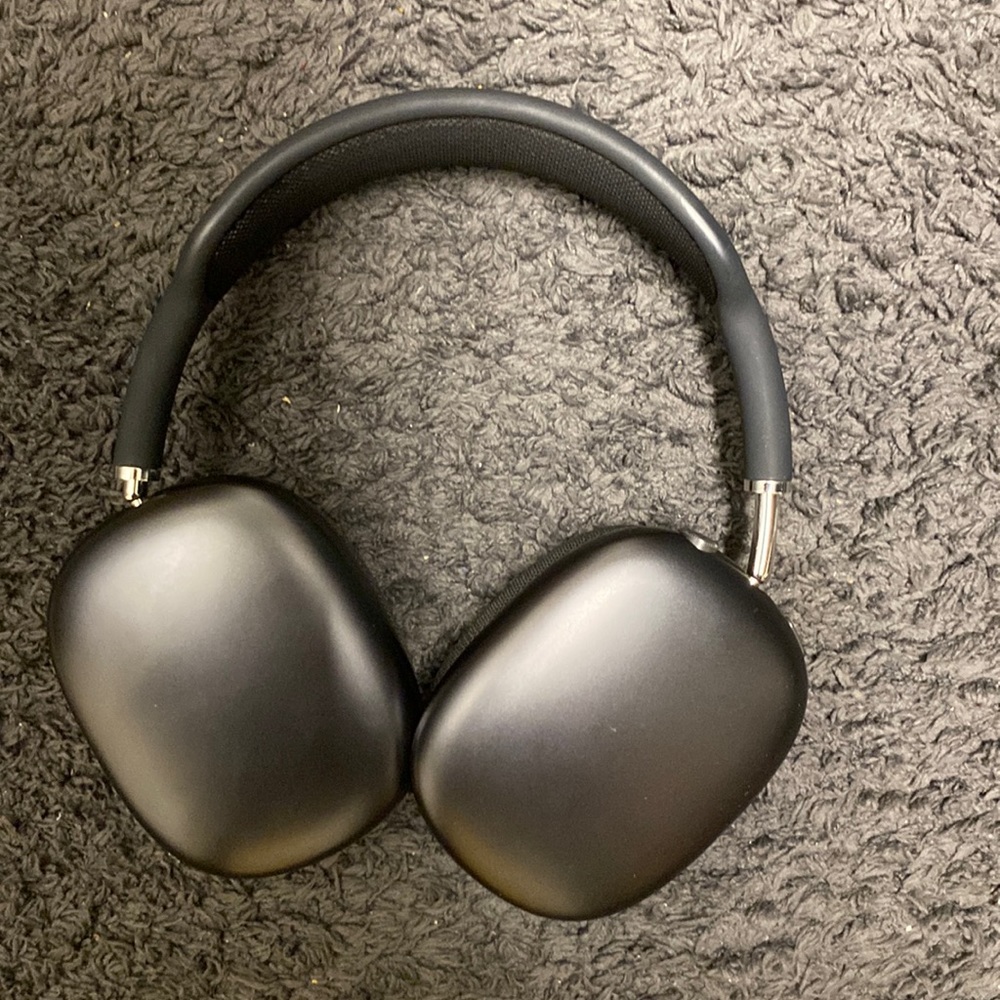 AirPod max
